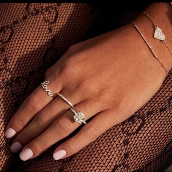 STERLING SILVER .925 MICRO PAVÉ CLEAR CRYSTALS LOVE RING BAND PROMISE SPARKLE - Picture 6 of 6